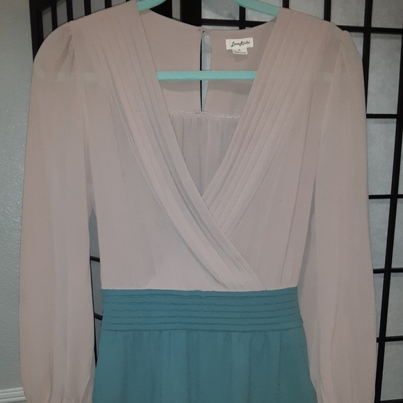 Romper - Picture 1 of 4